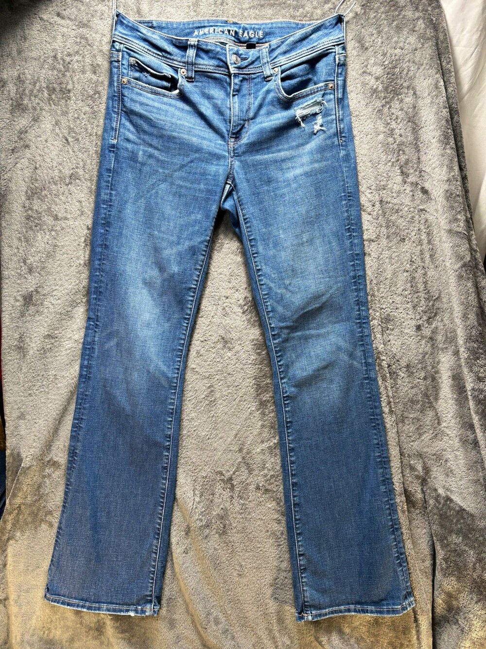 American Eagle Outfitters Women’s Mid Rise Bootcut Jeans Blue Medium Wash 6